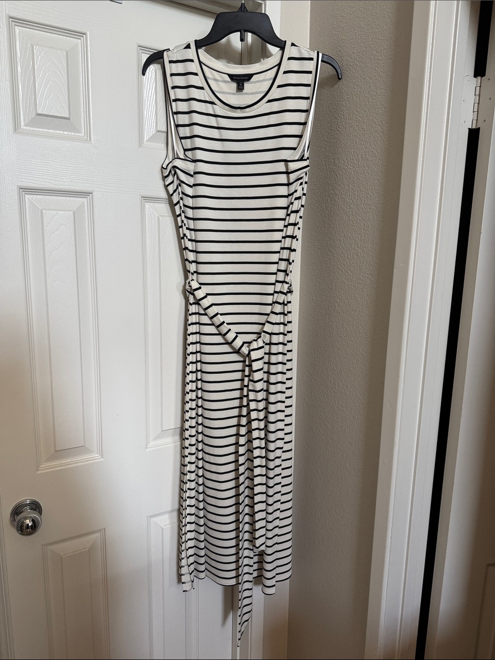 Banana Republic Black & Ivory Striped Tie-Front Sleeveless Maxi Dress